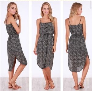 Wilde Heart Runway Tie Midi Dress